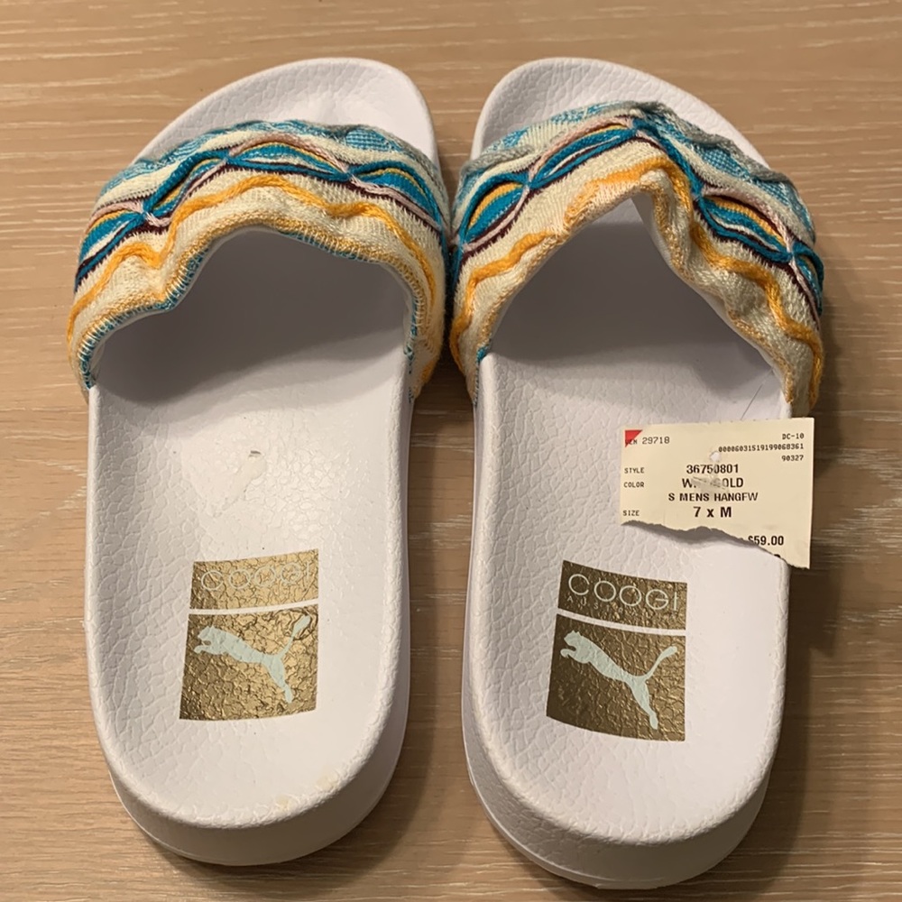 Coogi Puma Slide - really comfy!  Take these on your next vacation - Picture 5 of 7